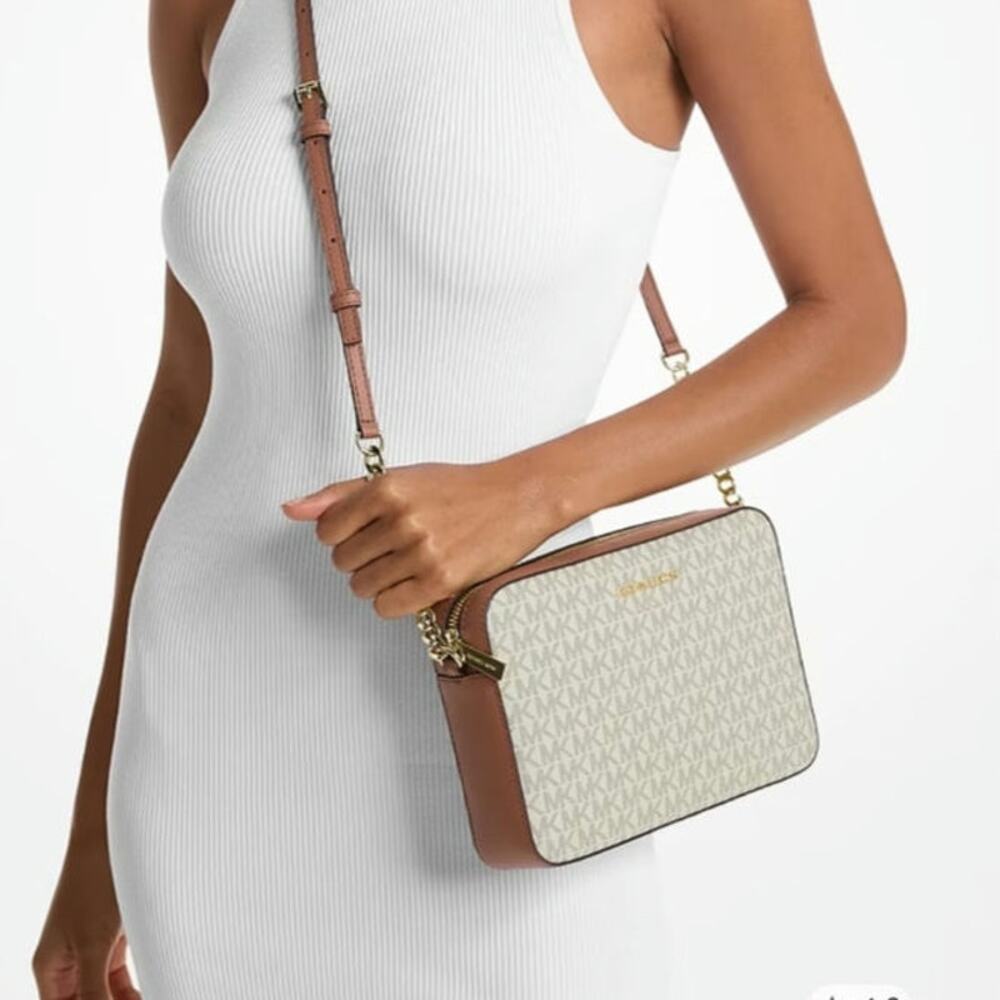 Michael Kors Jet Set Large Logo Crossbody - Vanilla/Acorn - Picture 4 of 6